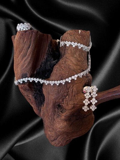 FotoConjunto colar Renda Anel Brinco Pulseira Zircônia Prata 925 Ródio