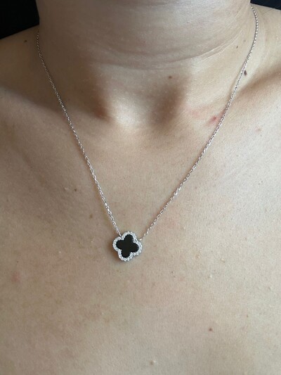 FotoColar Inspiração Trevo Onix e zircônia Prata 925 Ródio
