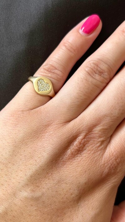 FotoAnel Dedinho coração zircônia fosco Prata 925 Ouro 18 K