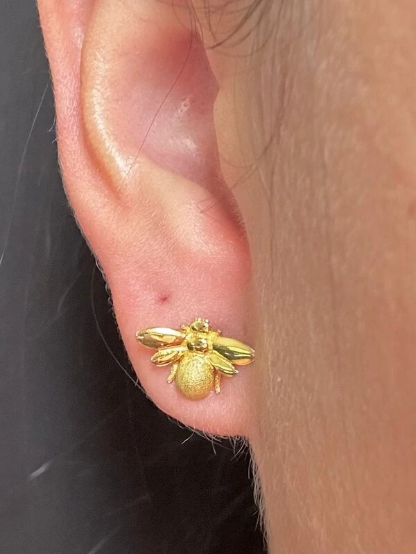 Brinco Abelha Prata 925 Ouro 18 K