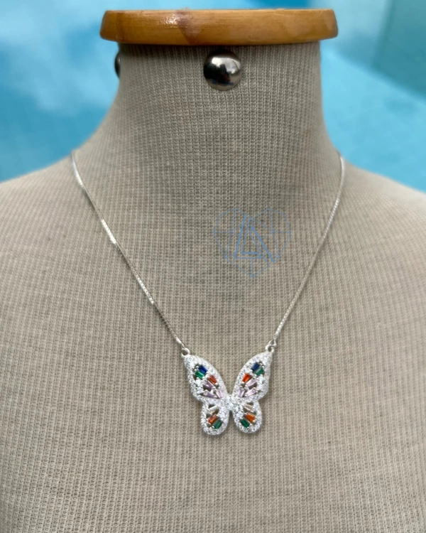 Colar Borboleta colors em Prata 925 lisa