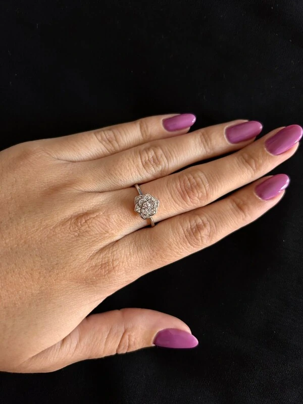 Anel Flor pequena zircônia Prata 925 Ródio
