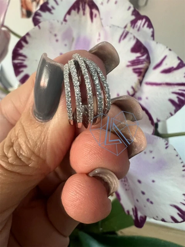 Brinco Piercing Cravejado P Zircônia em Prata 925 com Ródio