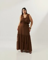 CONJUNTO BLUSA E SAIA QUEBELA