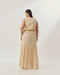 CONJUNTO BLUSA E SAIA QUEBELA