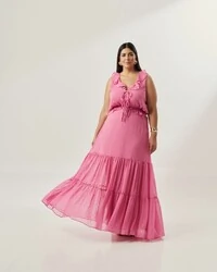 CONJUNTO BLUSA E SAIA QUEBELA