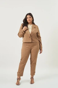 JAQUETA ESSENCIAL UPPER