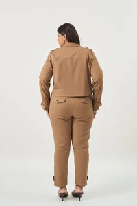 JAQUETA ESSENCIAL UPPER