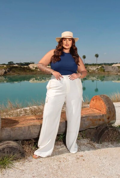 Foto CALÇA CARGO COM LAPELAS DIVAS