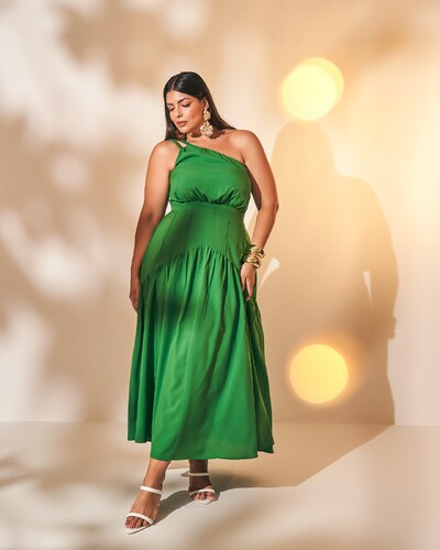 Foto VESTIDO MIDI QUEBELA