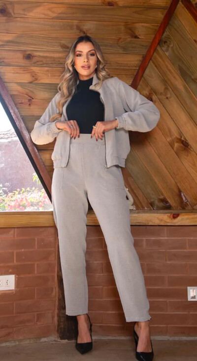 FotoCONJUNTO BOMBER DIVAS VOGA