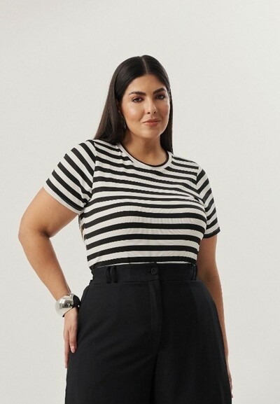 Foto BLUSA NAVY QUEBELA