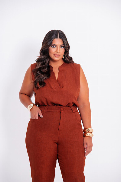 Foto CONJUNTO VIENNE BLUSA E CALÇA UPPER