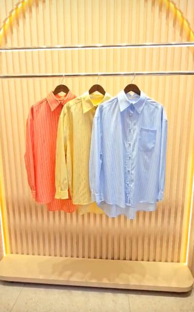 CAMISAS LISTRADAS EM TONS CANDY: ESTILO, LEVEZA E VERSATILIDADE