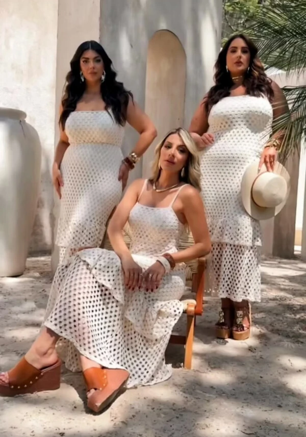 VESTIDO DE BABADOS 15127 DIVAS VOGA