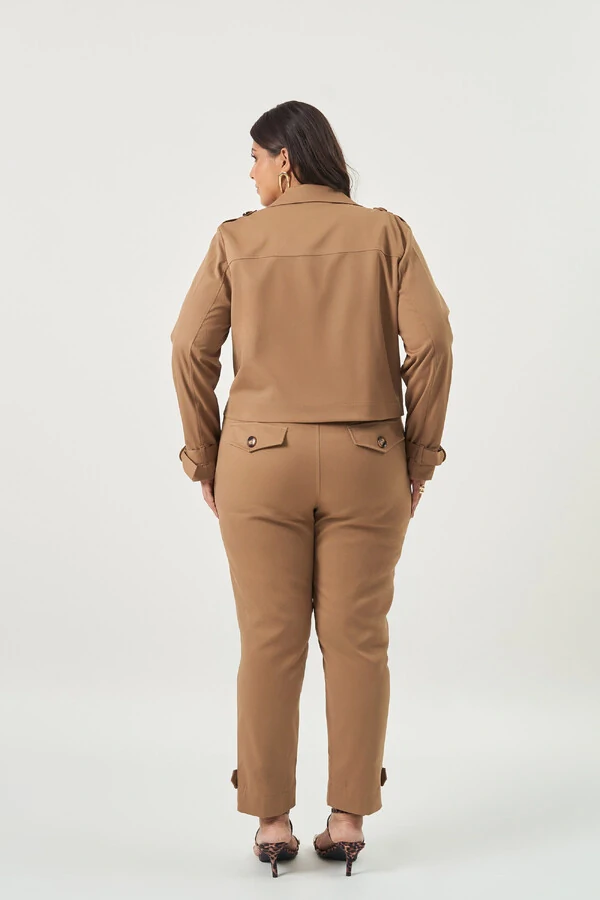 JAQUETA ESSENCIAL UPPER