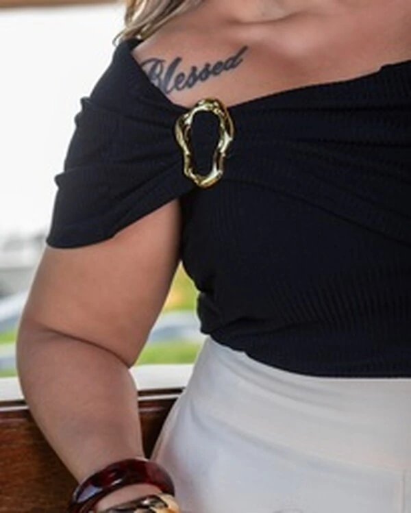 BLUSA COM FIVELA ORGANICA MARIA FRANCIA