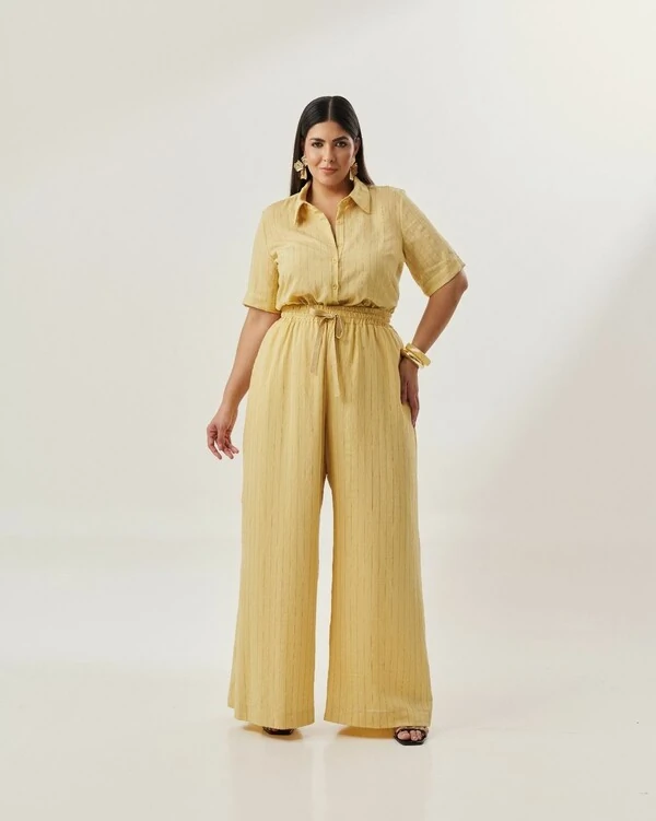 CONJUNTO CAMISA E CALÇA QUEBELA
