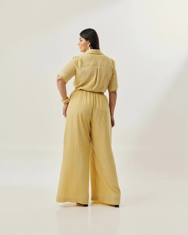 CONJUNTO CAMISA E CALÇA QUEBELA
