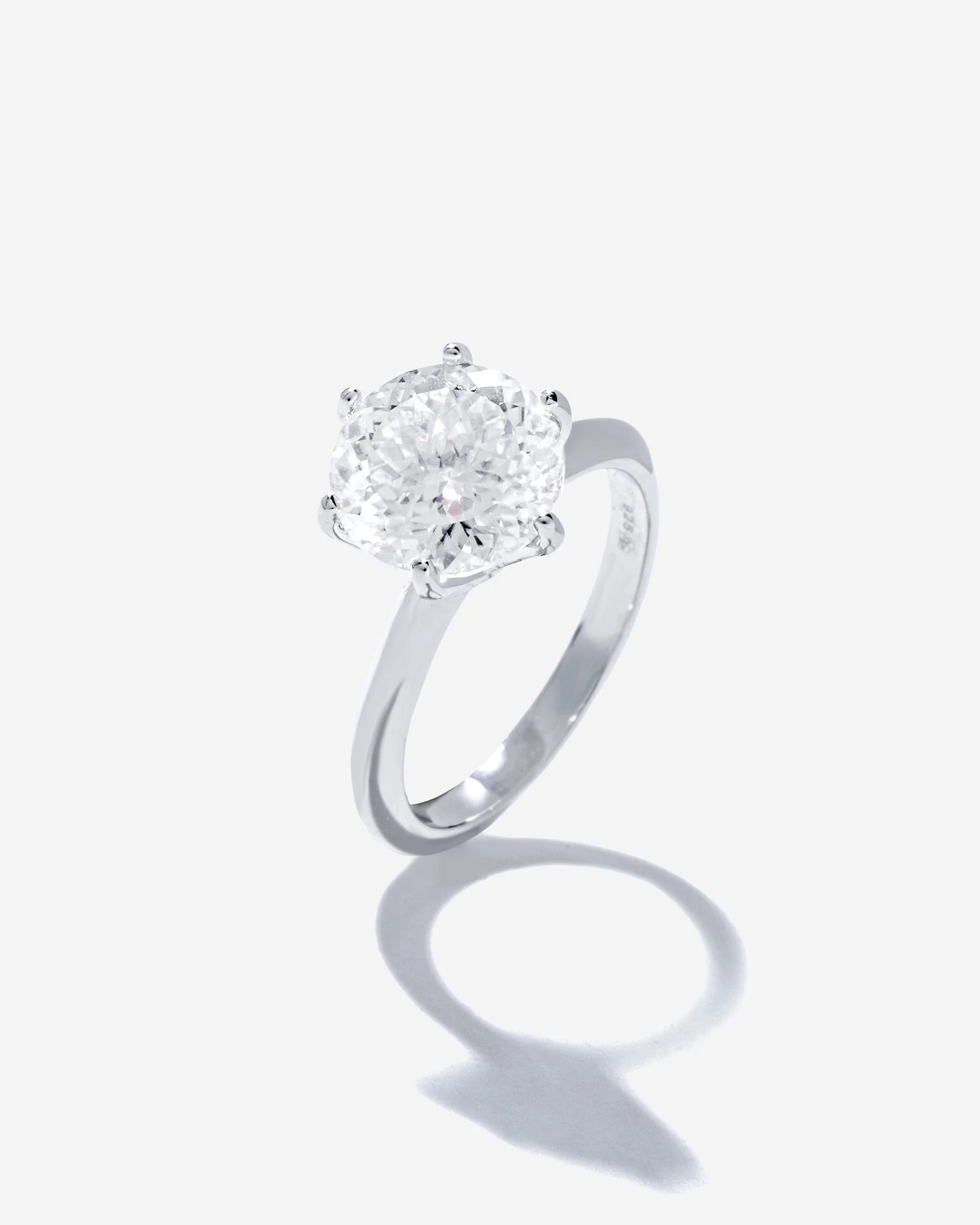 FotoAnel Solitário Évora Moissanite - 9,5mm - 6 garras - Prata 925