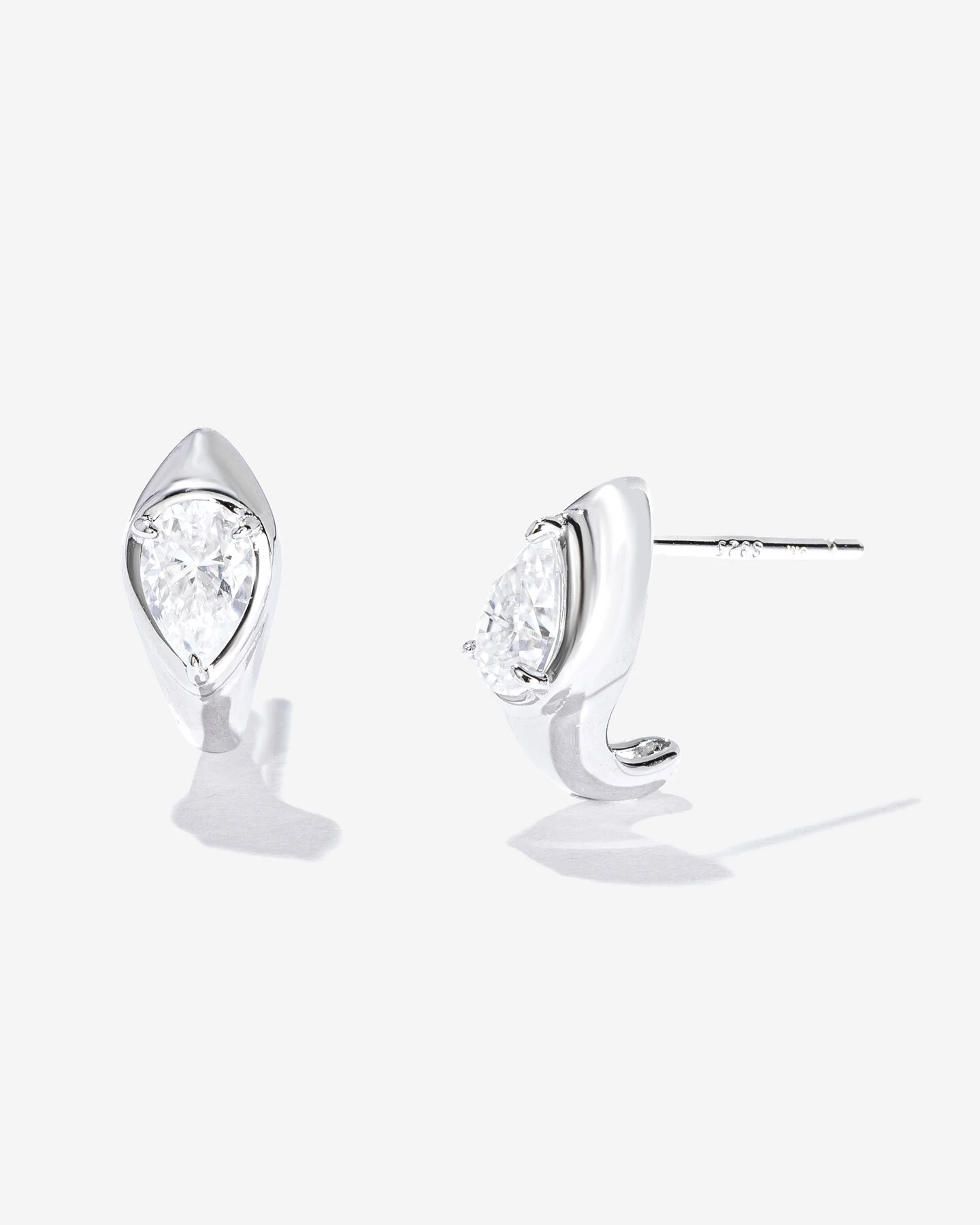 FotoBrinco Ear Hook Gota Rita - Moissanite 4 mm x 6 mm - 1.0ct- Prata 925