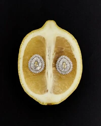 Brinco Gota Luzia