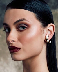 Brinco Ear Hook Pérolas Agnes