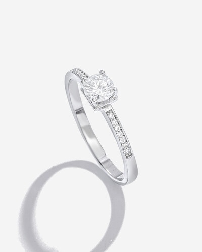 Foto Anel Solitário Jasmine - Moissanite - 5 mm- 0.5ct - 4 Garras - Prata 925