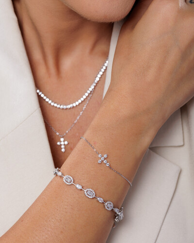 FotoPulseira Cruz - Moissanite 0.06 ct - Prata 925 - 16 cm