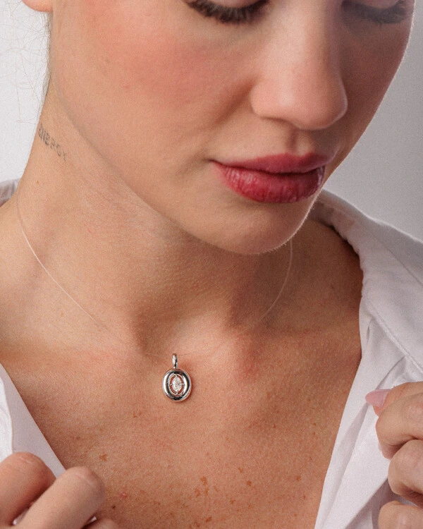 Colar Fio Invisível & Ponto De Luz Meghan- Moissanite - 6 mm - 0.5ct - 4 Garras - Prata 925