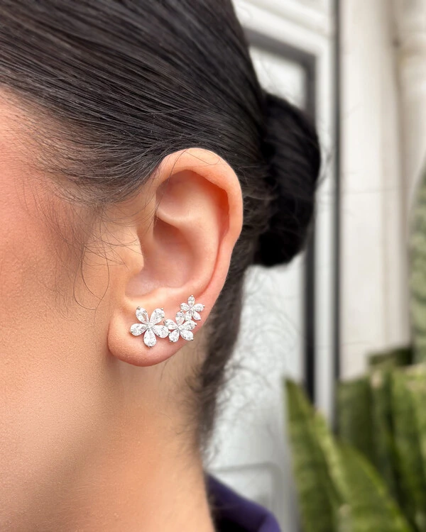 Brinco Ear Cuff Flores Maggie - Prata 925