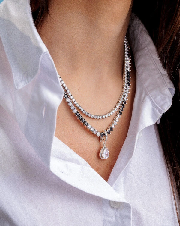 Conjunto de Brinco e Pingente Gota