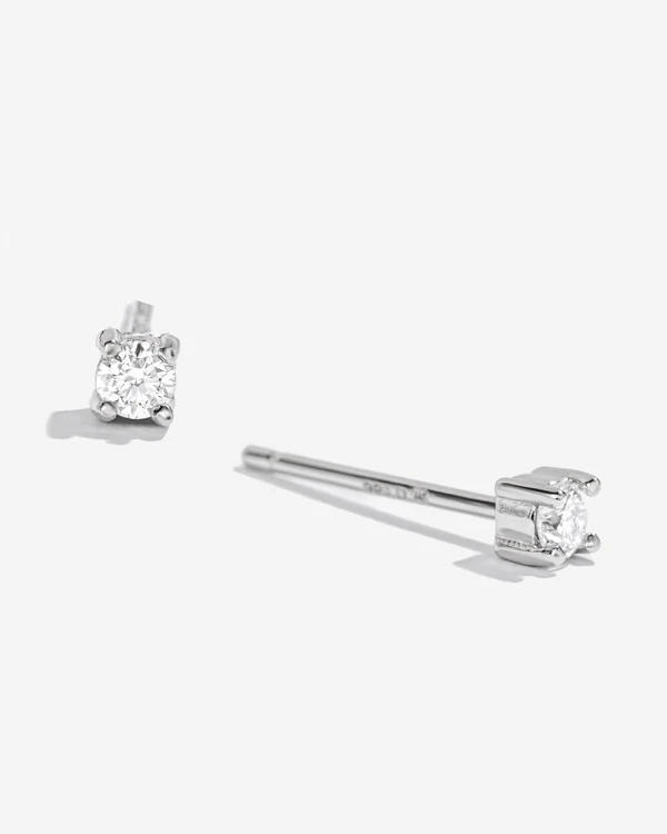 Brinco Moissanite Kai - Moissanite 0.2ct - 3 mm - Prata 925