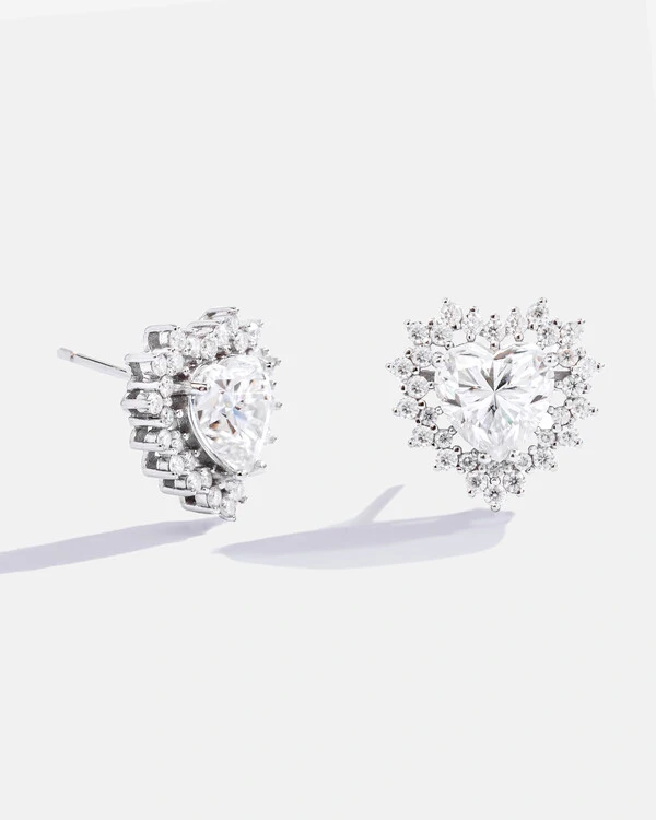 Brinco Grace - Moissanite Coração Central 8 mm- 4.86ct - Prata 925