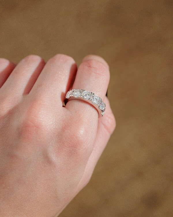 Anel Aparador Russo Line - Moissanite - 5 mm- 0.5ct - Prata 925