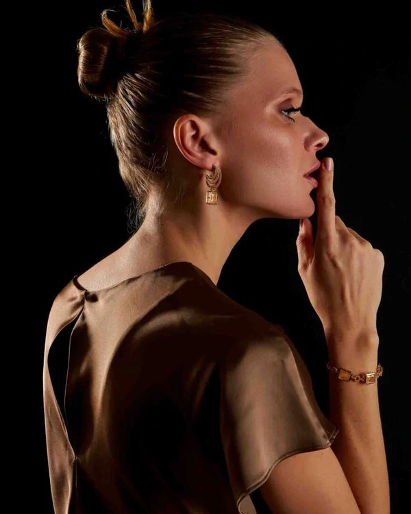 Brinco Semi Argola Leah