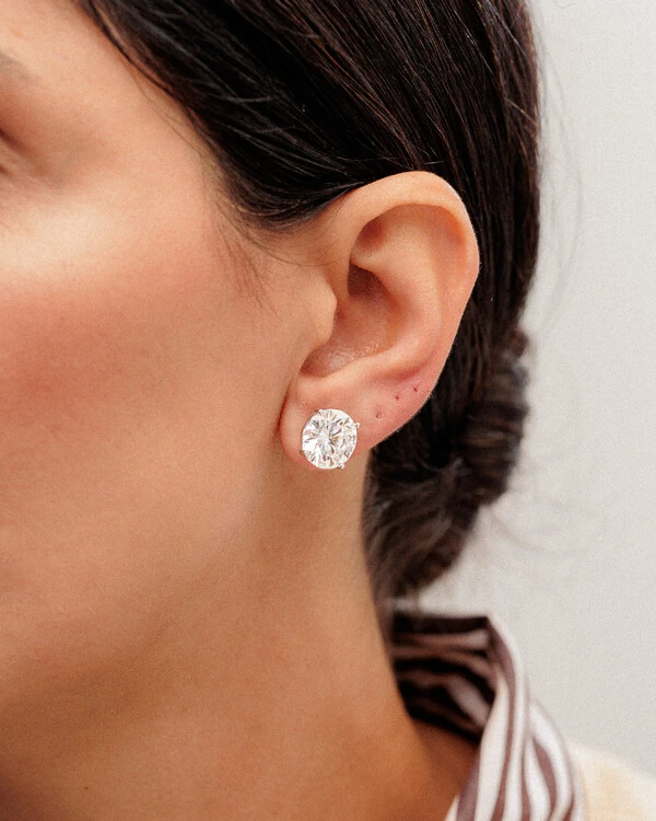 Brinco Ponto de Luz - Moissanite 12 mm - 12ct - 4 Garras - Prata 925