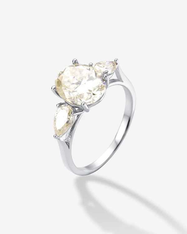 Anel Arles Moissanite - 10 mm - Prata 925