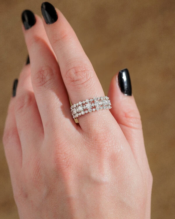 Anel Aparador Justine - Moissanite 3mm - 0.7ct - Prata 925