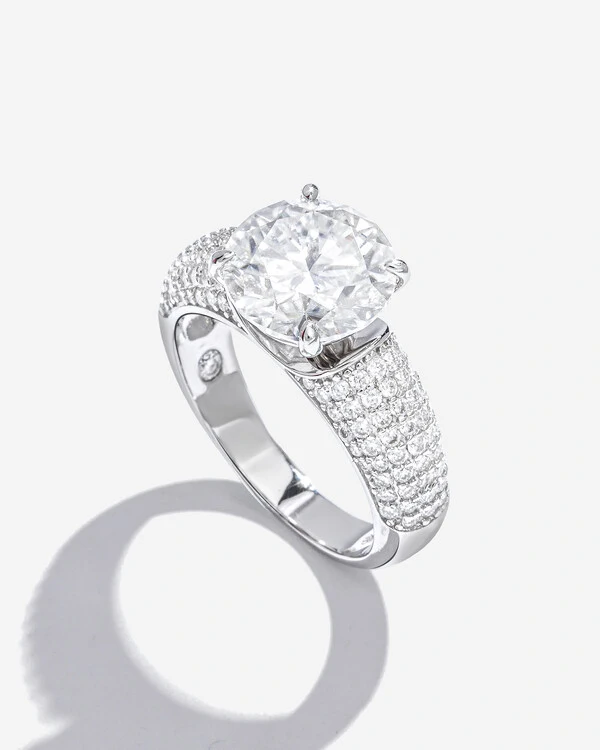 Anel Solitário Callie Moissanite - 10mm - 4.0ct - Prata 925