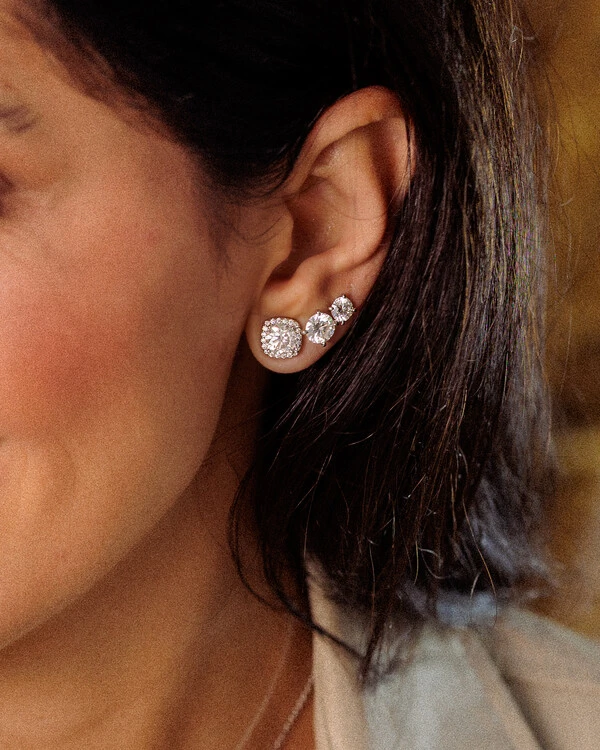 Brinco Ponto de Luz Moissanite 6,5 mm - Prata 925