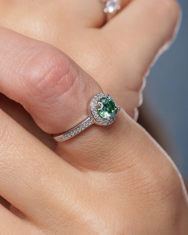 Anel Luxo Color Moissanite - 0.8ct - 6 mm - Prata 925