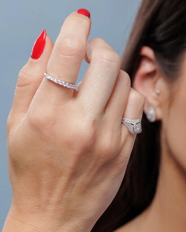 Anel Mindinho Nick - Moissanite 0.85ct - Prata 925