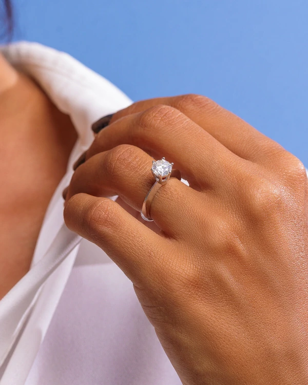 Anel Solitário Moissanite 8mm - Prata 925