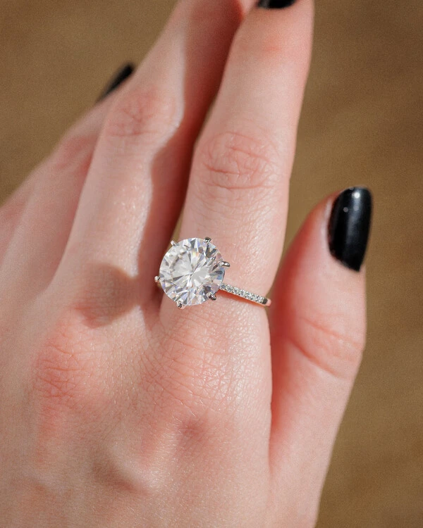 Anel Solitário Moissanite Cibeli - 12mm- 6.0 ct - Prata 925