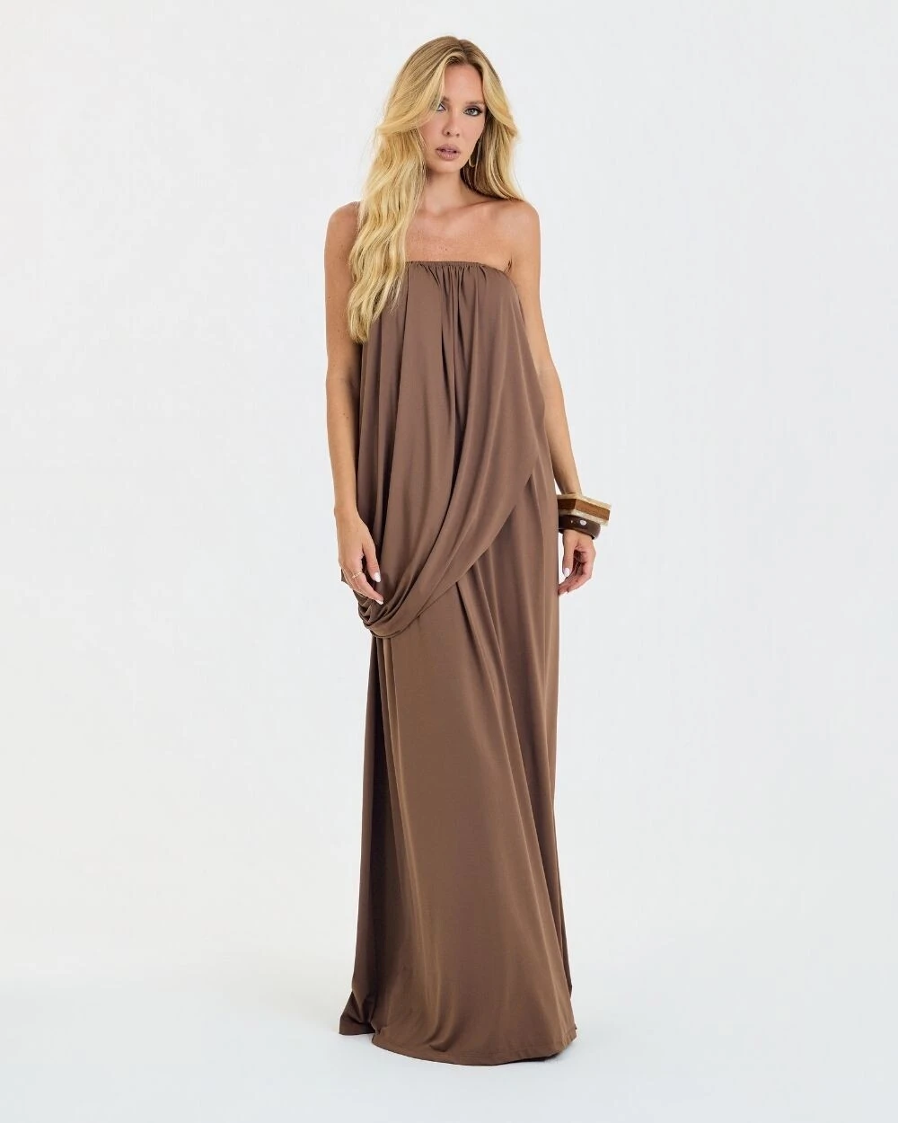 Foto Vestido Longo Viola Marrom