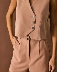 Shorts Claudia Marrom