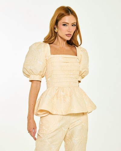 Foto Blusa Elisabeth Creme