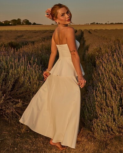 FotoVestido Midi Amarena Off