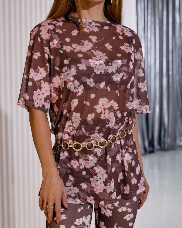 T-shirt Flô Floral Marrom